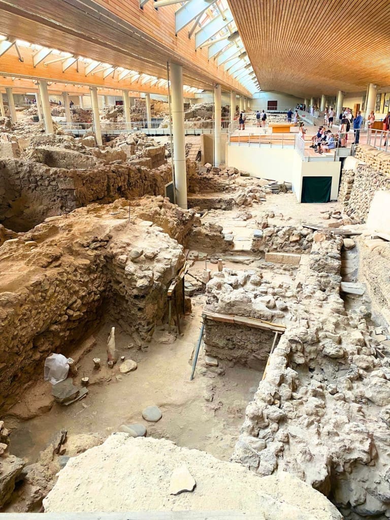Is the Akrotiri Archaeological Site Worth Visiting? Visitor's Guide to Greece's "Pompeii" 2 Akrotiri archeological site in Santorini Greece