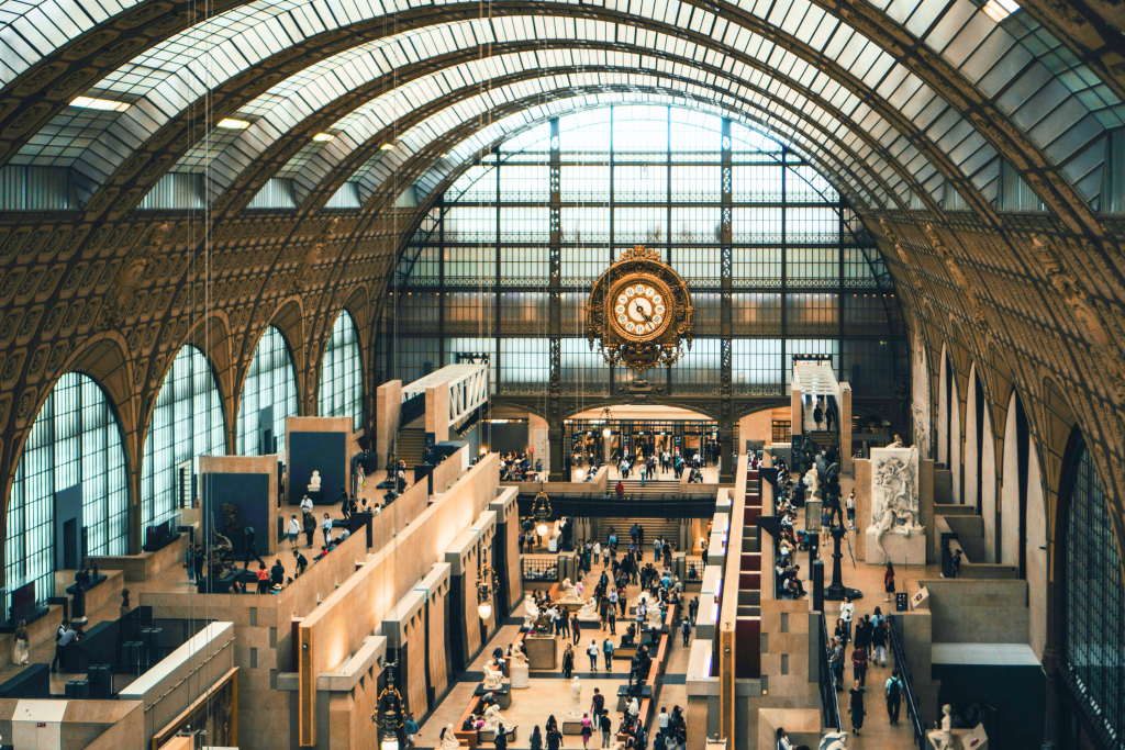 25 of the Best Things to Do in Paris That (Mostly) Won't Break the Bank 16 musee dorsay interior