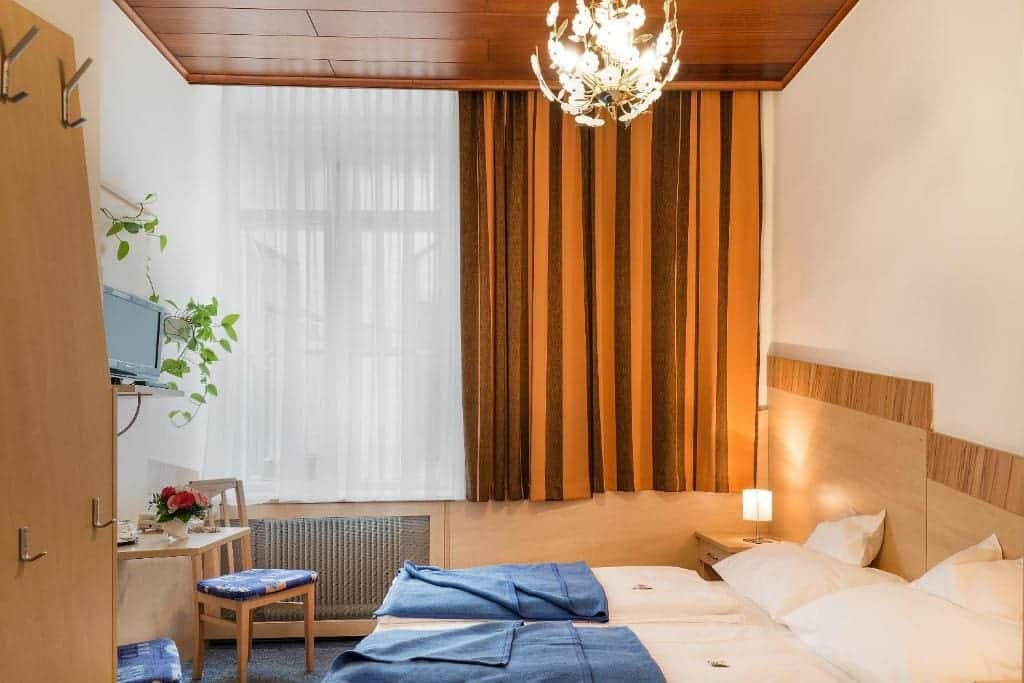Where to Stay in Vienna, Austria: My Favorite Areas + Best Budget Hotels 22 pension neuer markt vienna austria guest room