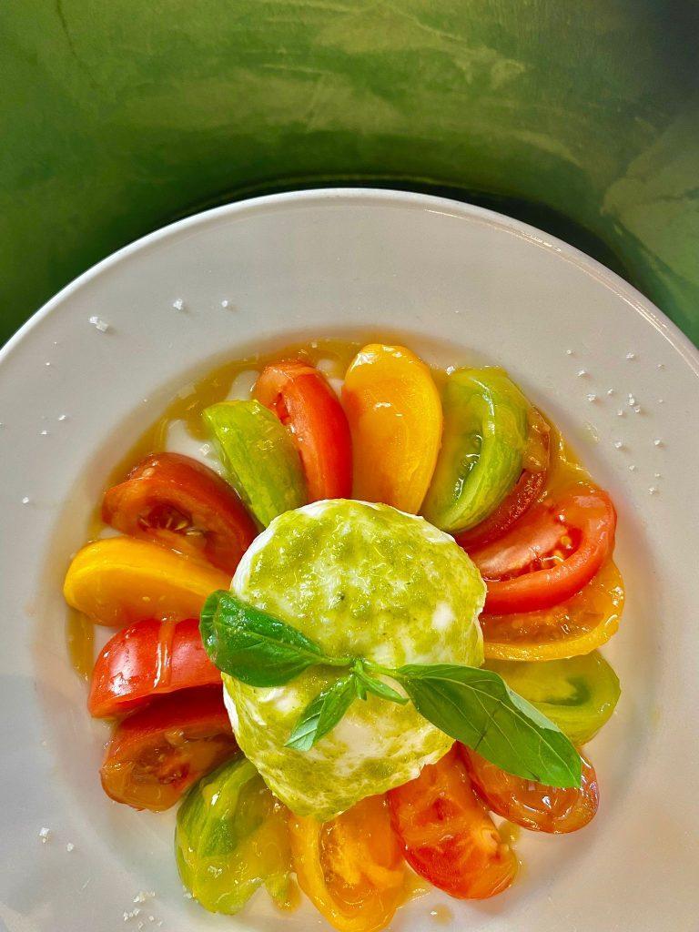 How to Spend a Day in Paris, France: An Affordable, Speedy Itinerary 25 restaurant paris rivoli salondethe concorde 15