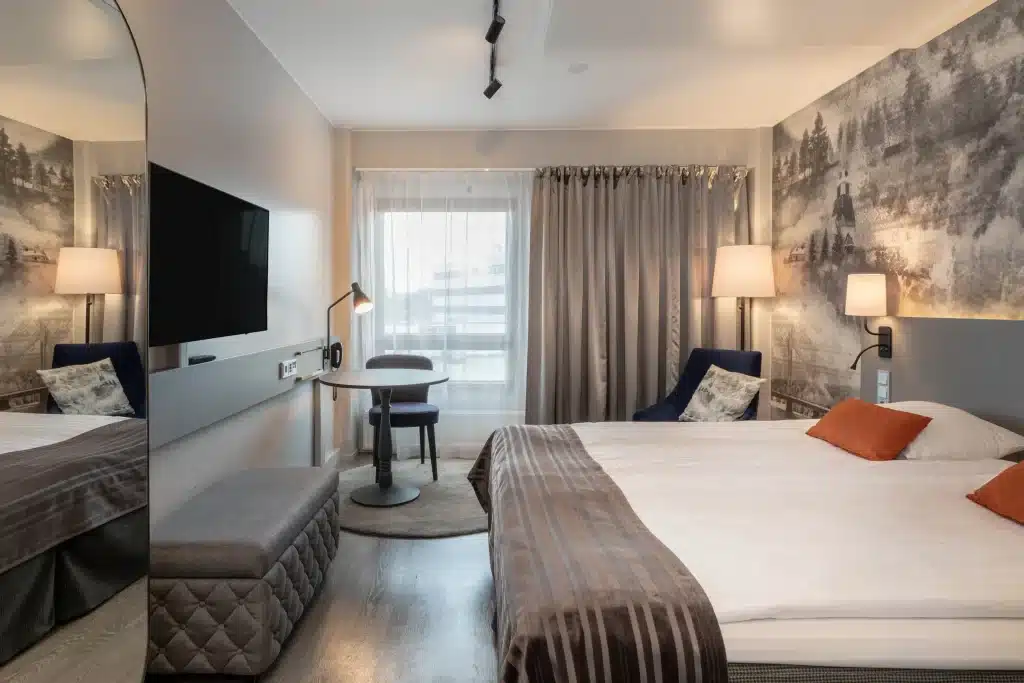 The Best Hotels in Rovaniemi, Finland: Comparing My Glass Igloo Stay with the City Center 4 scandic rovaniemi city hotel room
